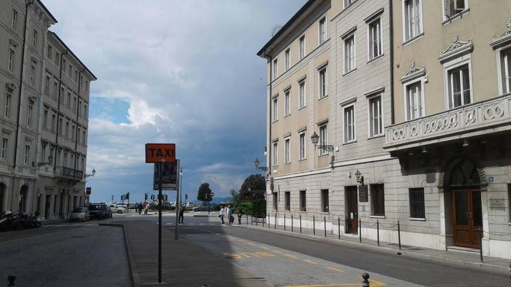 Locanda Al Volo Tommaseo Triëst Buitenkant foto